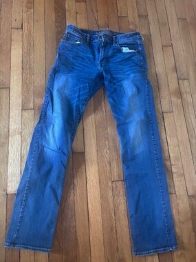 American Eagle Men's Extreme Flex Blue Denim Jeans